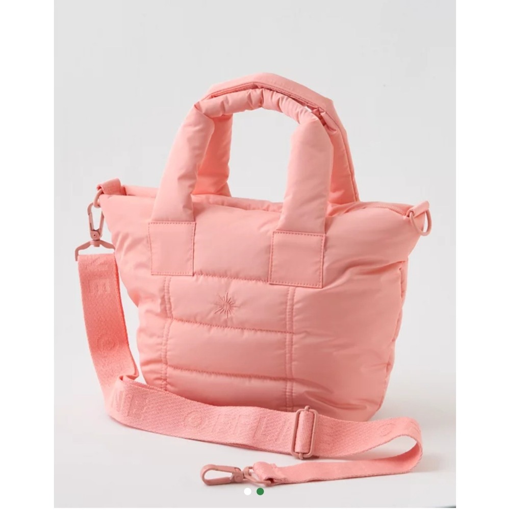 Aerie OFFLINE Puffer Tote Bag Peach Pink Quilted Crossbody Gym Travel Bag